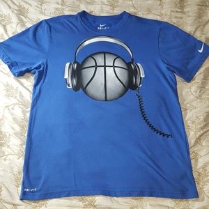 Nike Dri-Fit Basketball Baller Headphones Tee, Lrg